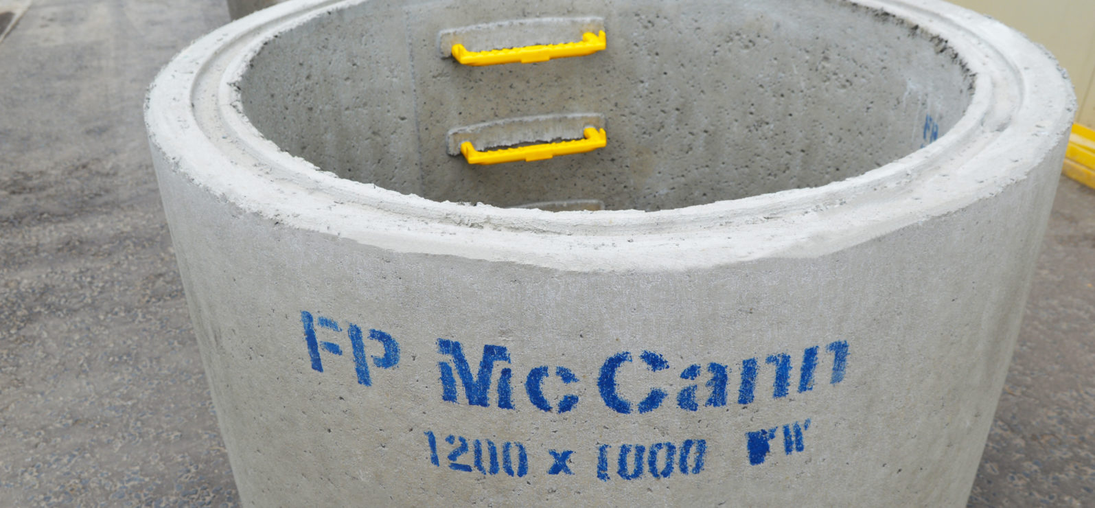 F P McCann 1050 x 500mm Chamber Ring C/W D/Step