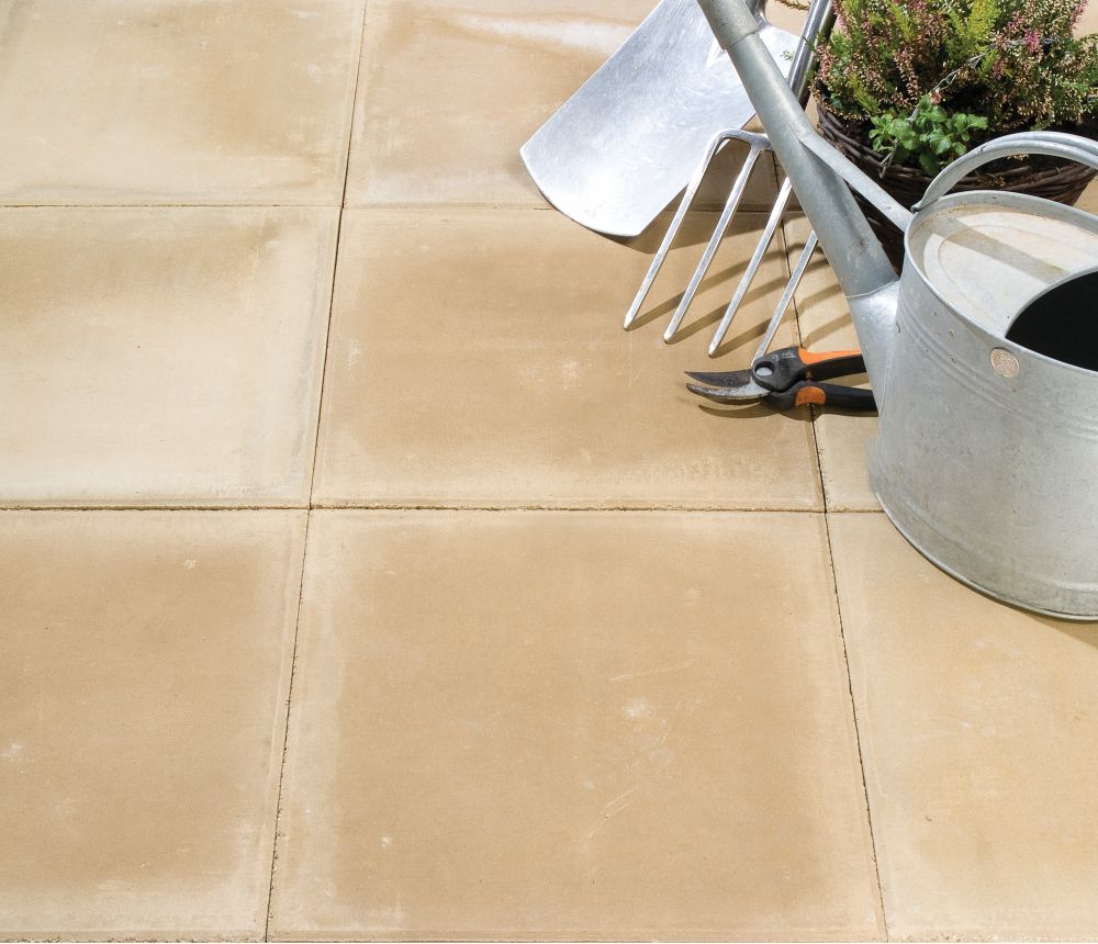 Brett Broadway Smooth Paving Slab 450mm x 450mm x 32mm Buff
