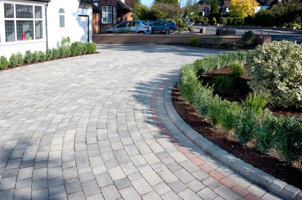 Brett Alpha Paving 140mm x140mm x 50mm Medium Silver Haze - Image 2