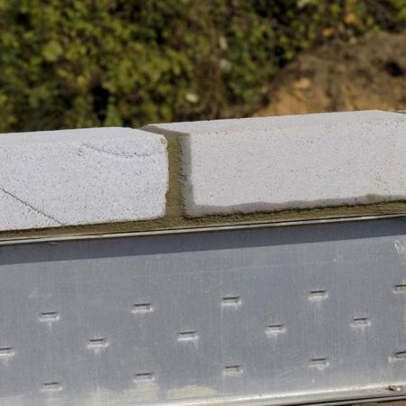 Thermalite High Strength Aerated Coursing Block 7.3N 440mm x 64mm x 140mm - Image 2
