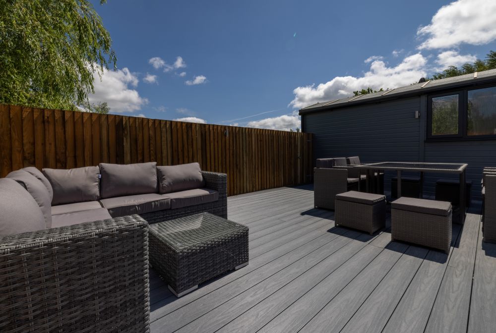 Piranha Terrafuzion Decking 140x23x3600mm Slate/Graphite - Image 2